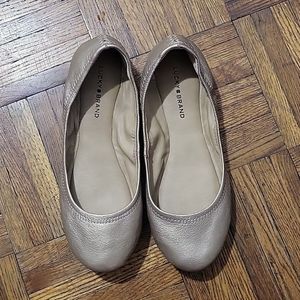 Lucky Brand Women's Emmie Ballet Flat Gold Shimmer